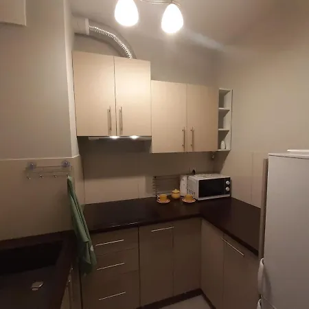 Green Wilanow Apartment With Free Parking Warsaw Exterior photo