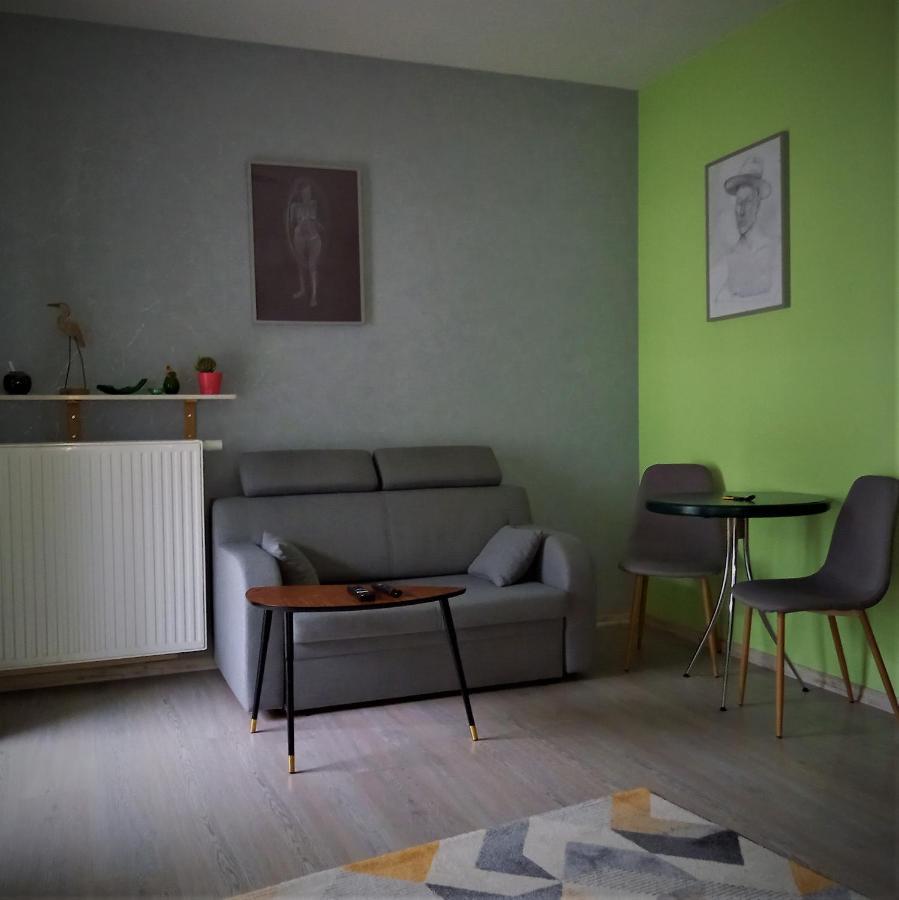 Wilanow With Free Parking Apartament *